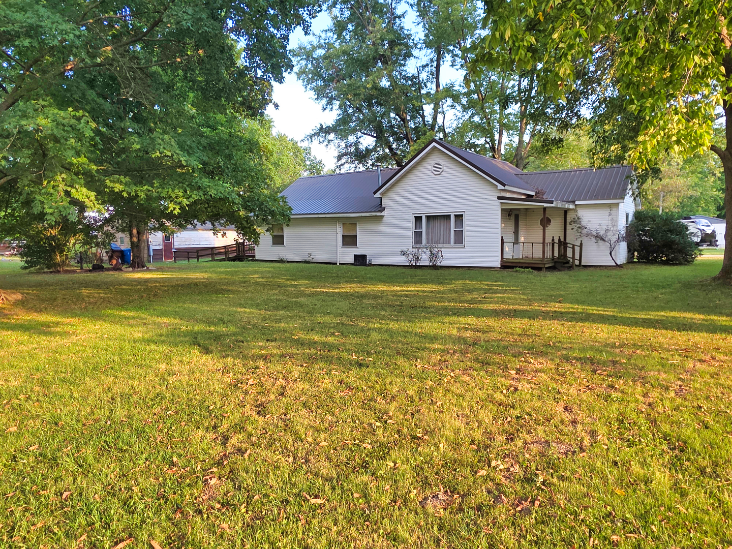 1401 Main Cross Street Property Photo 7