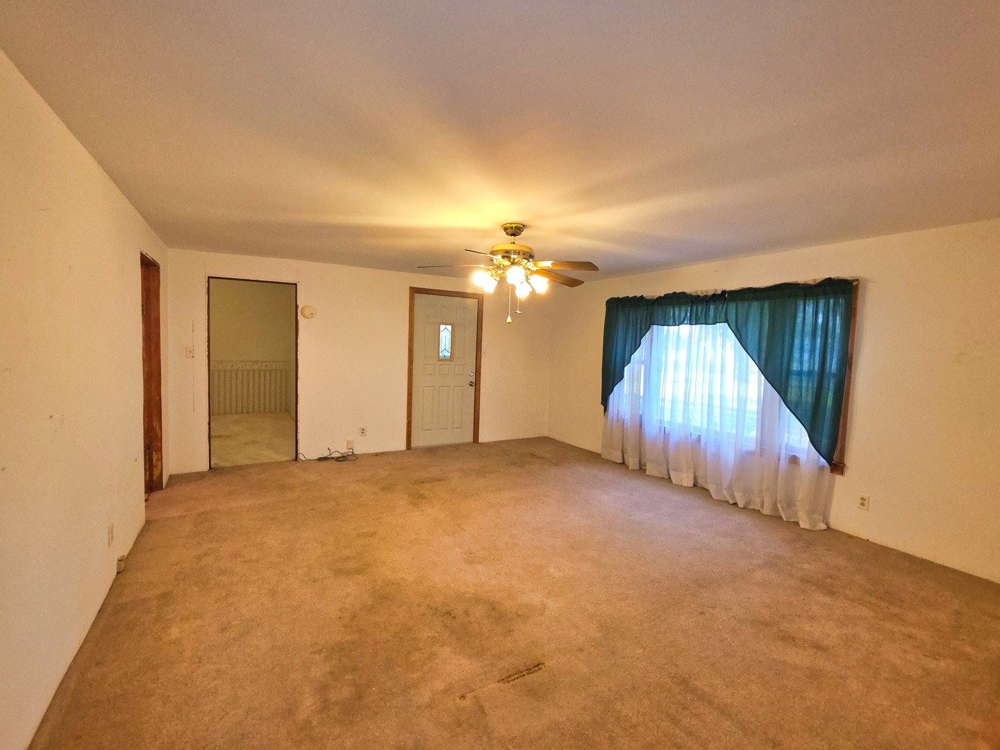 1401 Main Cross Street Property Photo 9