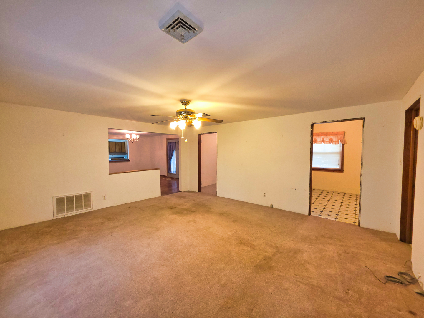 1401 Main Cross Street Property Photo 14
