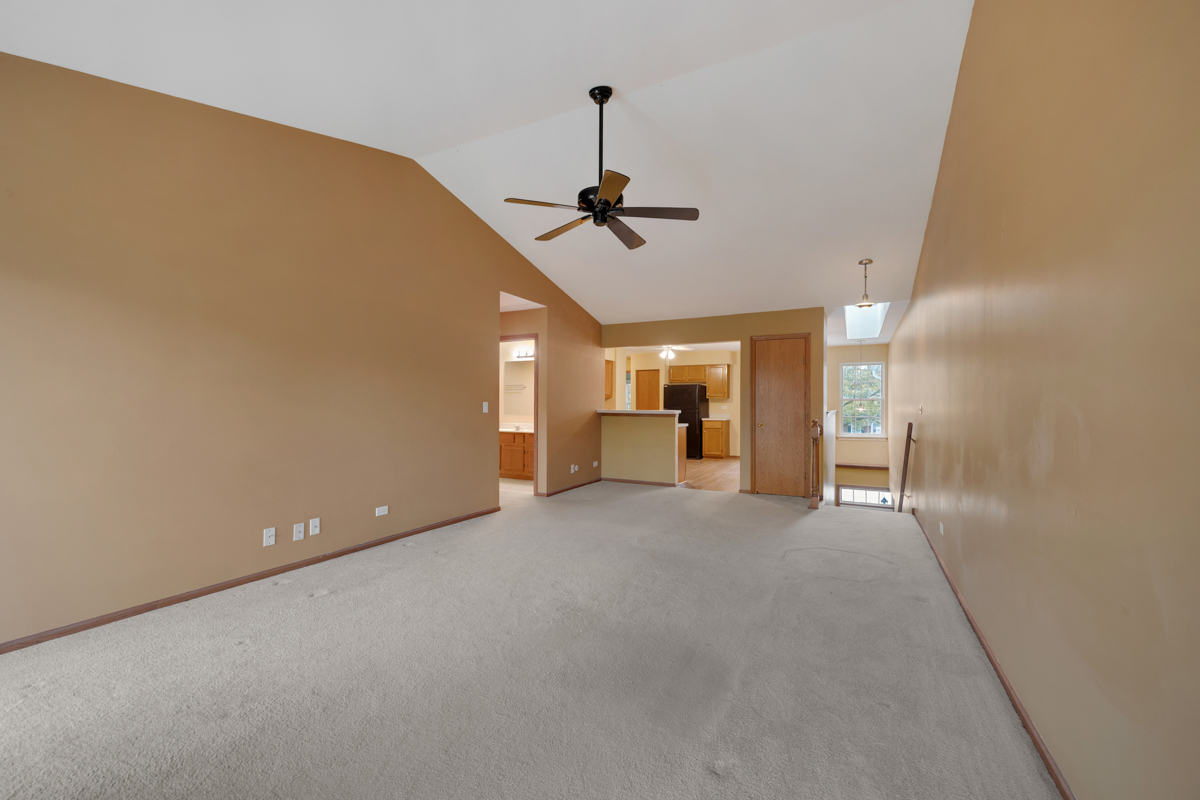 26 Tyler Court B Property Photo 4
