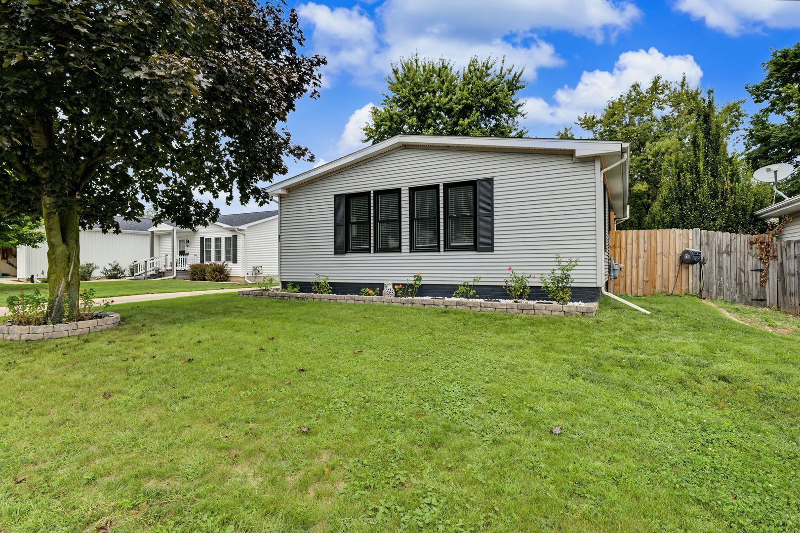 22 Geneva Court Property Photo 24