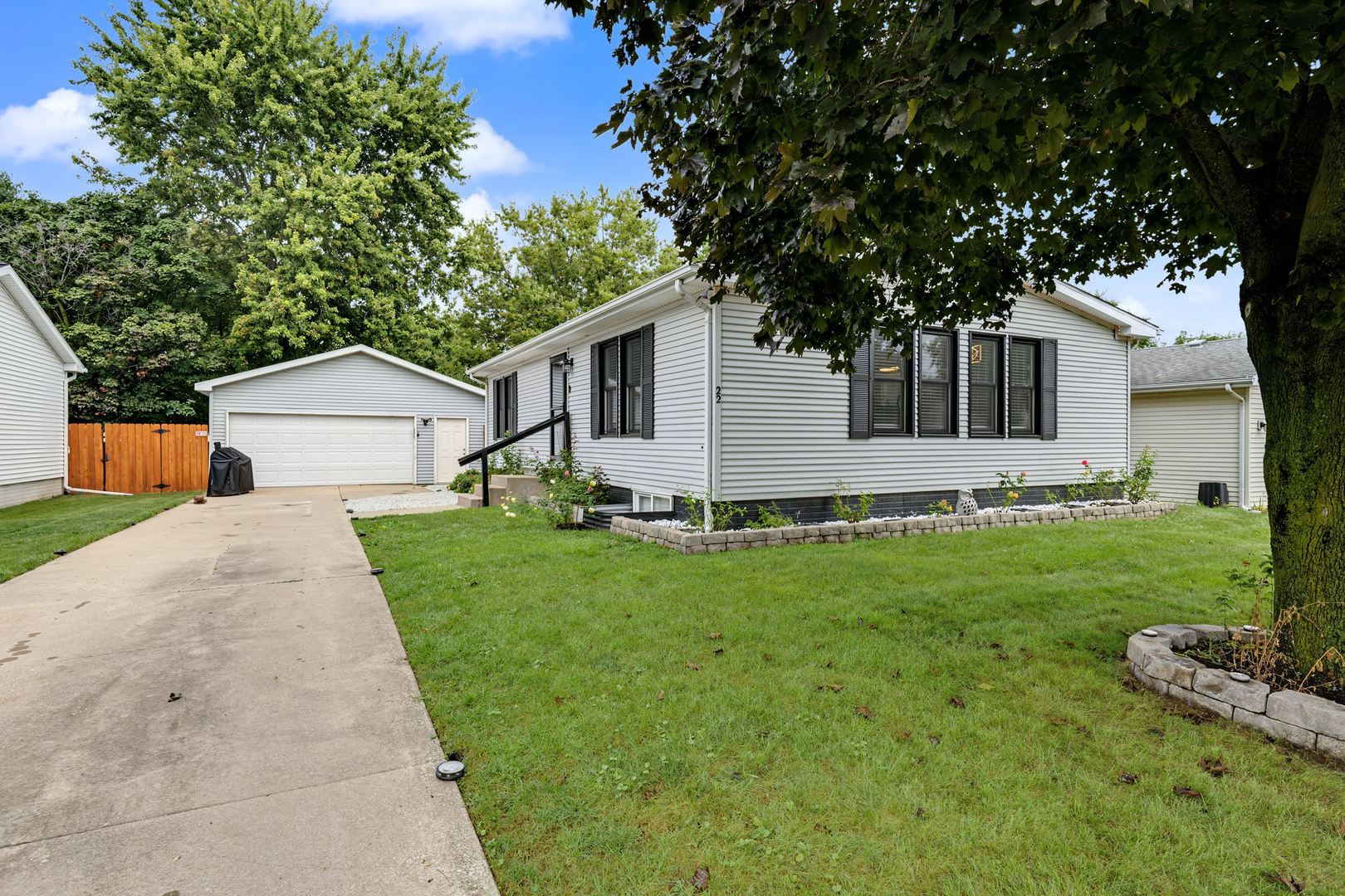 22 Geneva Court Property Photo 26