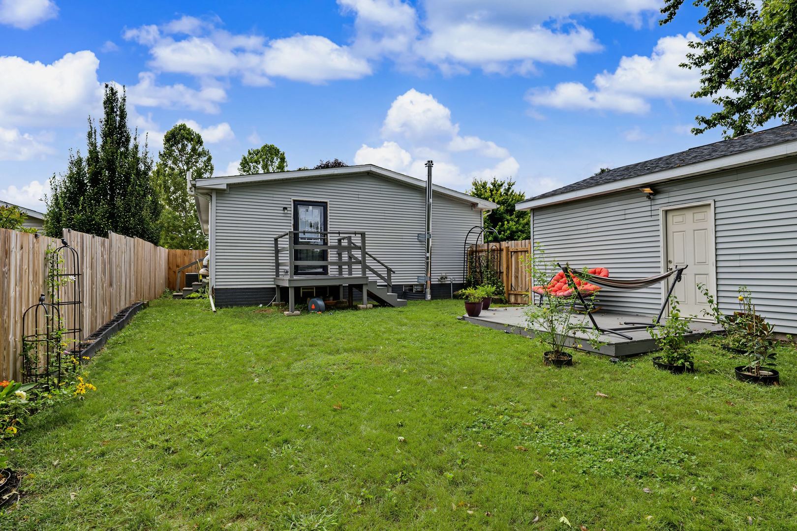 22 Geneva Court Property Photo 29