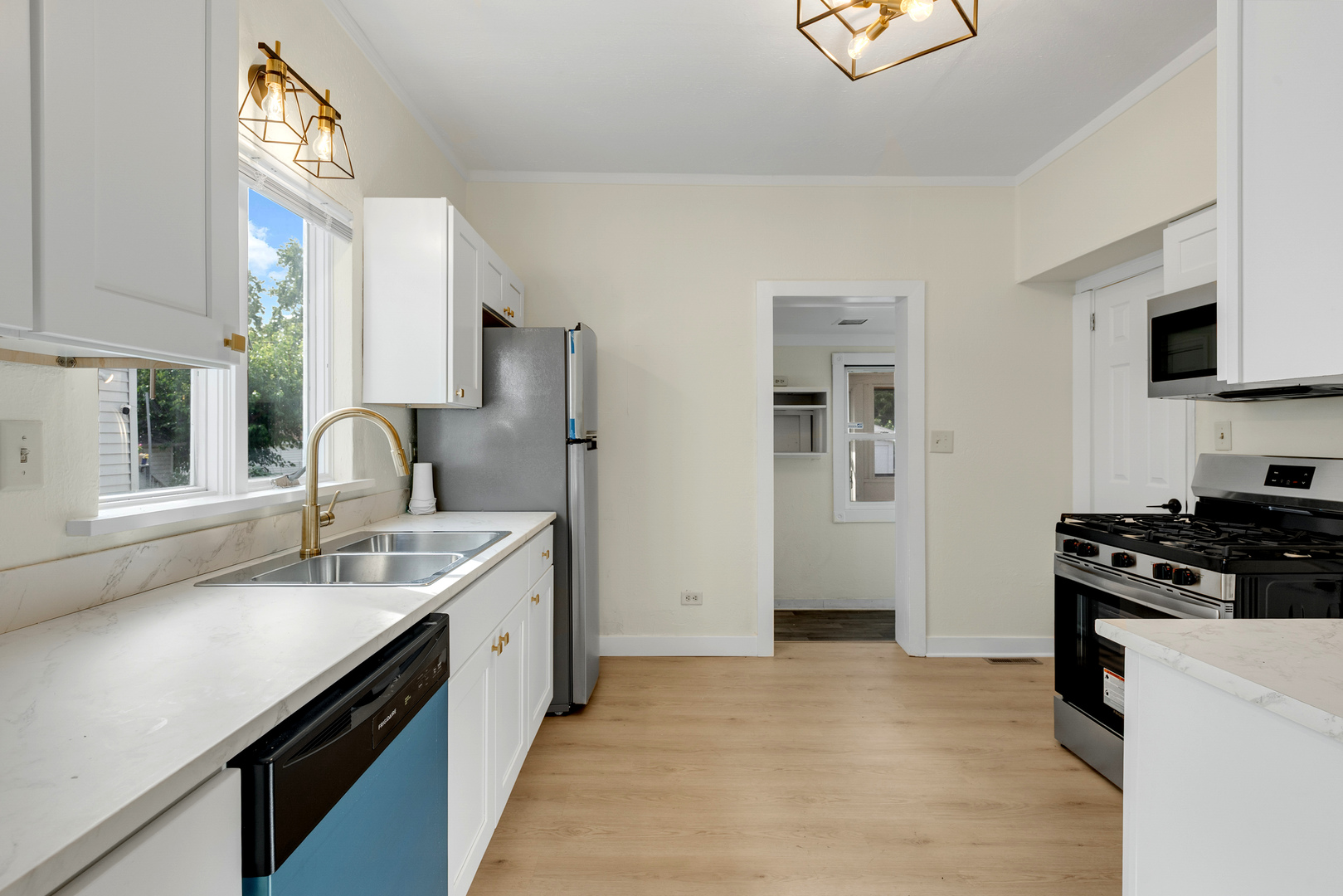 419 157th Street Property Photo 10