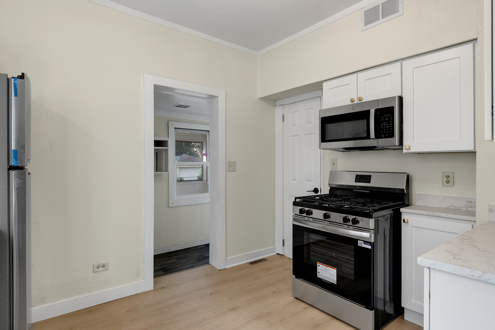 419 157th Street Property Photo 11
