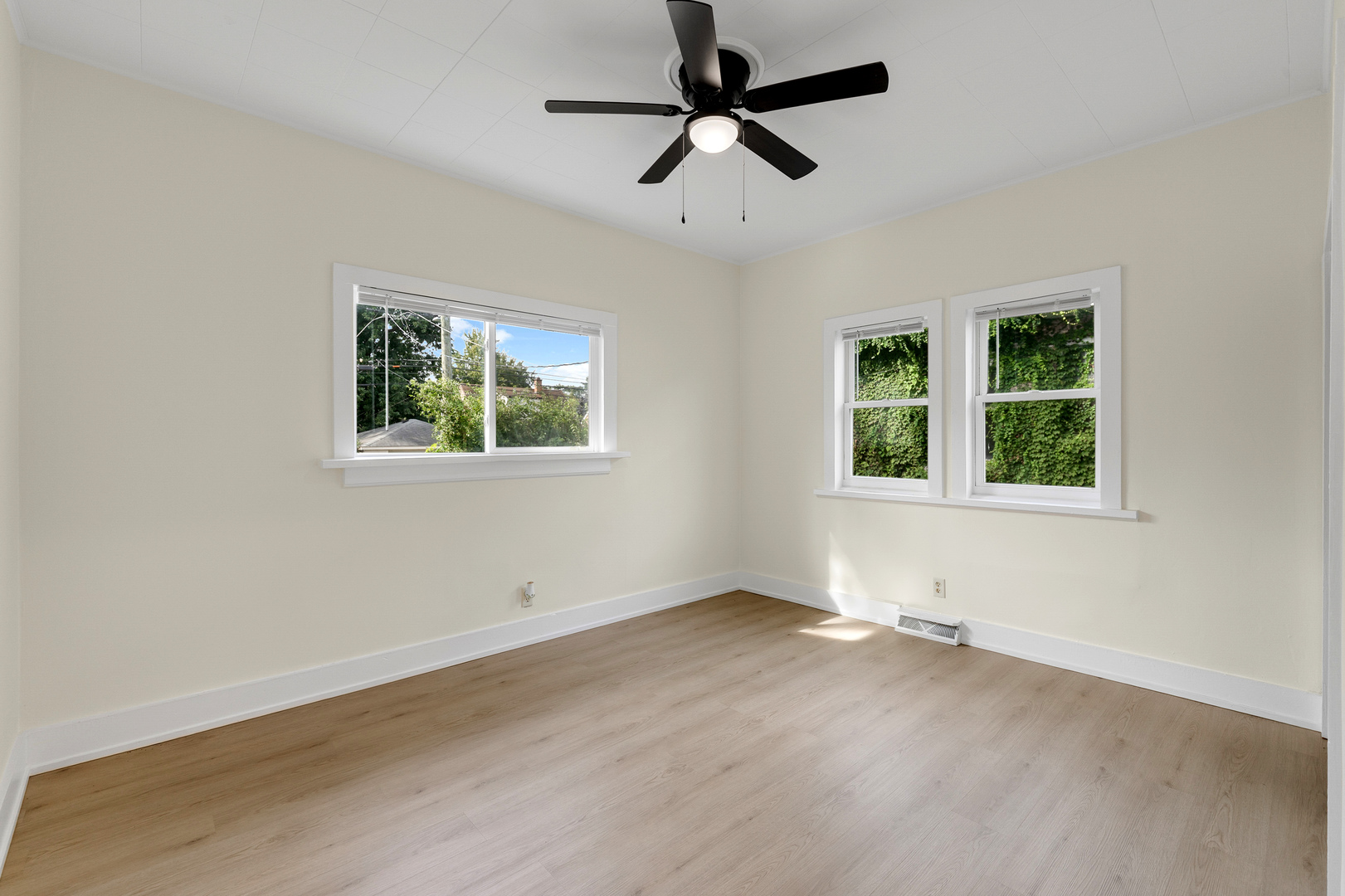 419 157th Street Property Photo 19