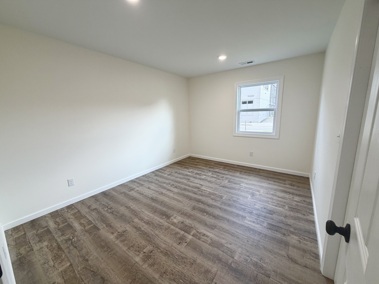 868 E Second Street Property Photo 10