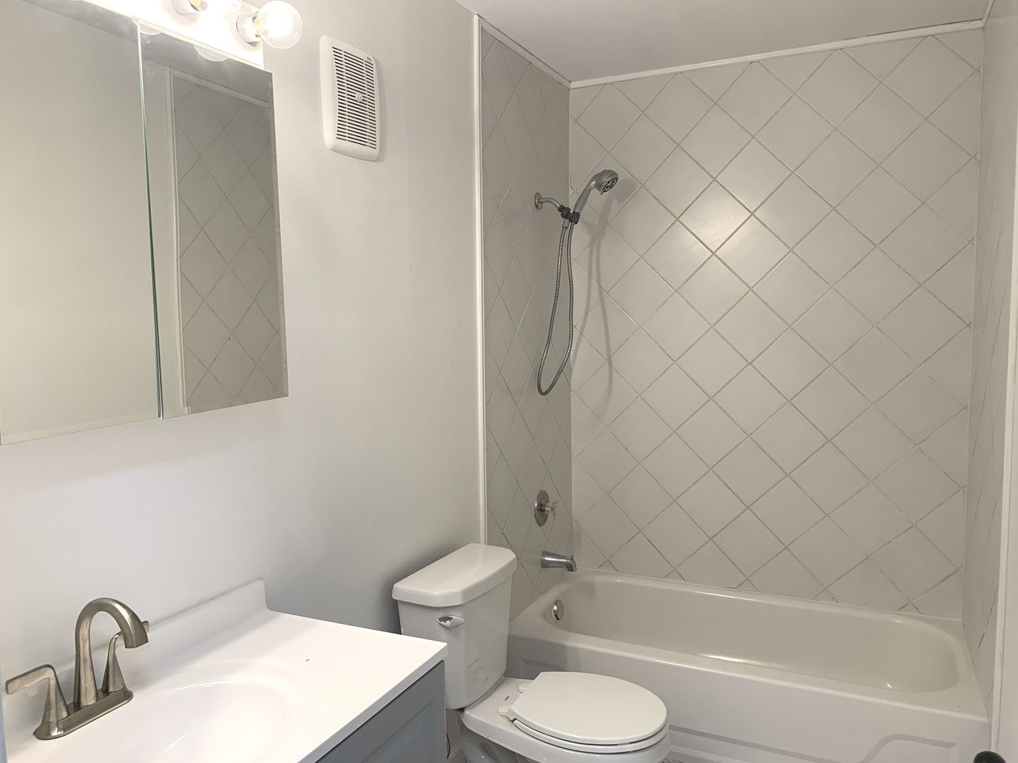 621 Tralee Court 3a Property Photo 22