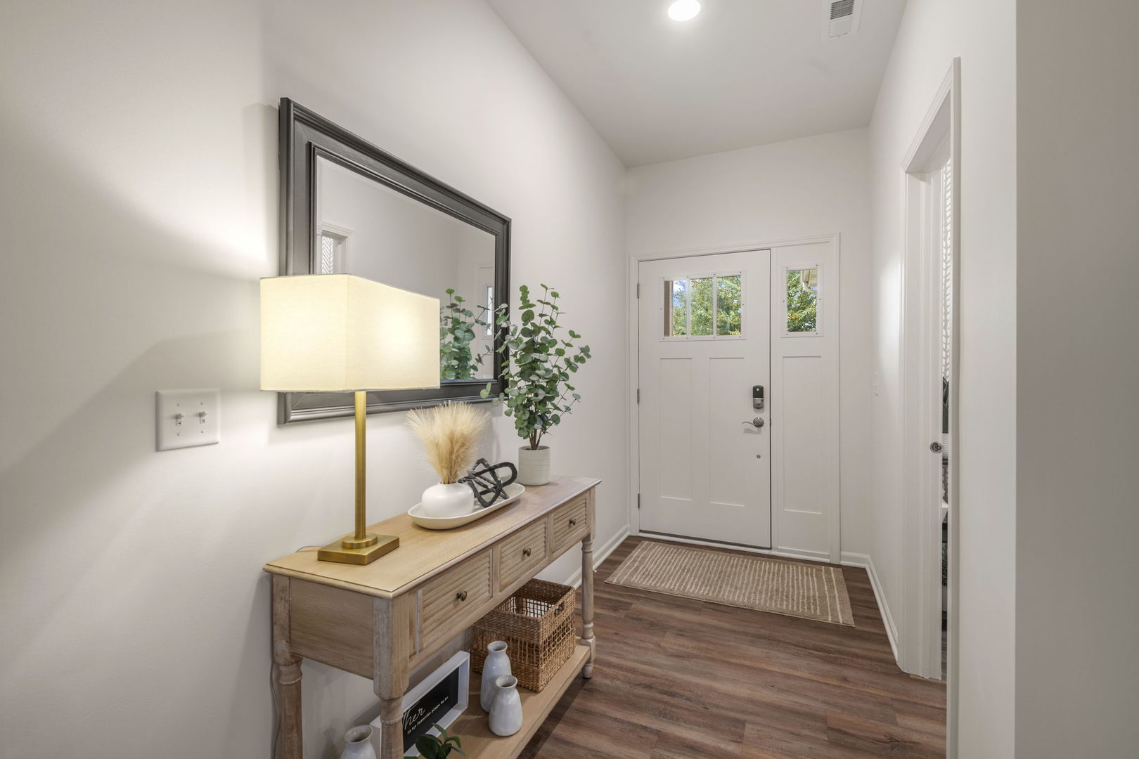 1009 Draper Road Property Photo 2