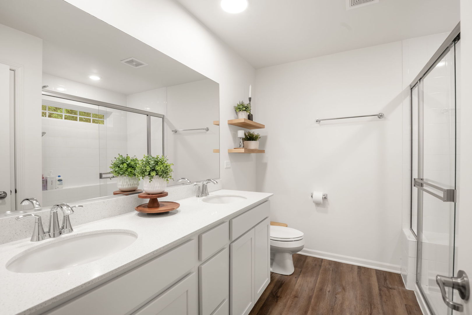 1009 Draper Road Property Photo 12
