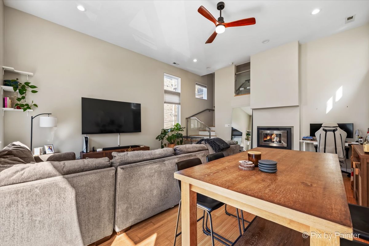 1308 N Bosworth Avenue 2 Property Photo 6