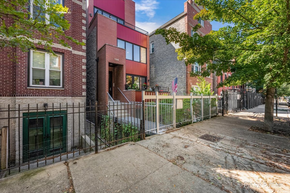 1308 N Bosworth Avenue 2 Property Photo 7