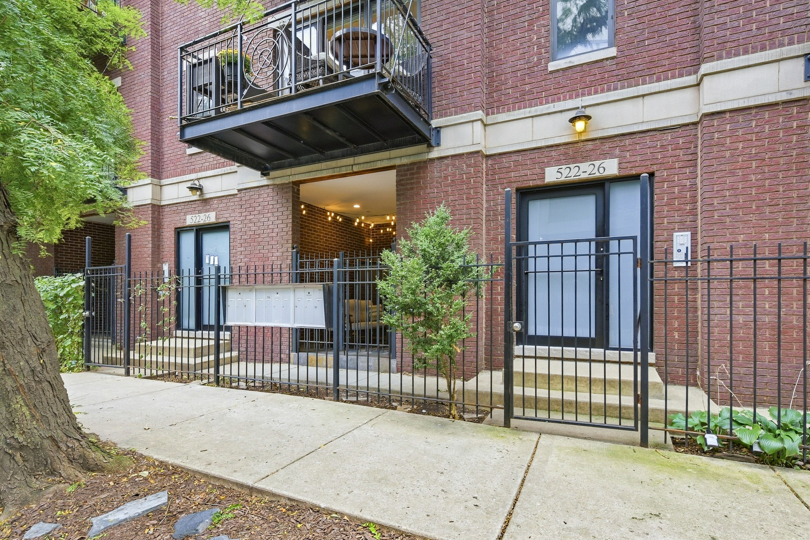 524 N Hermitage Avenue 2 Property Photo 2