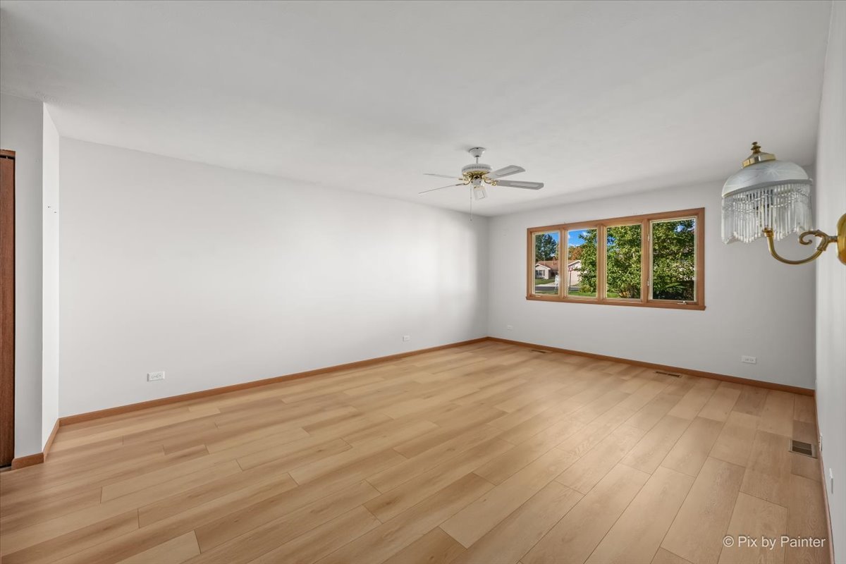 105 Haverhill Lane Property Photo 17
