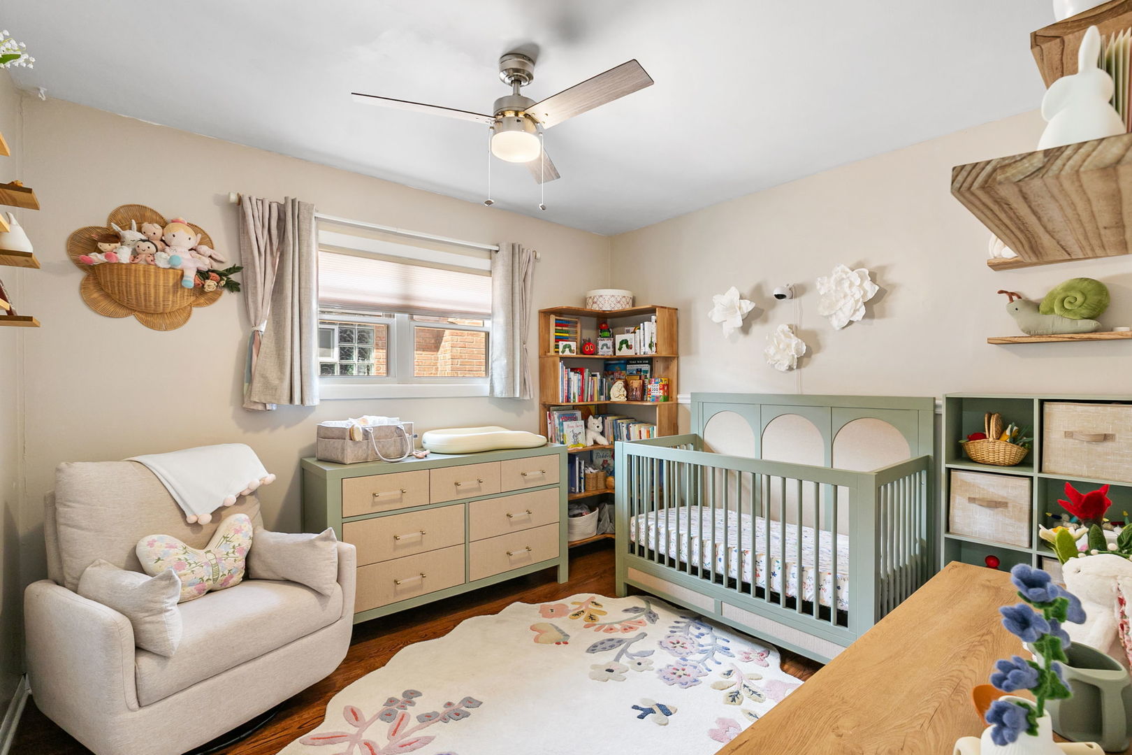 8143 N Clifton Avenue Property Photo 14
