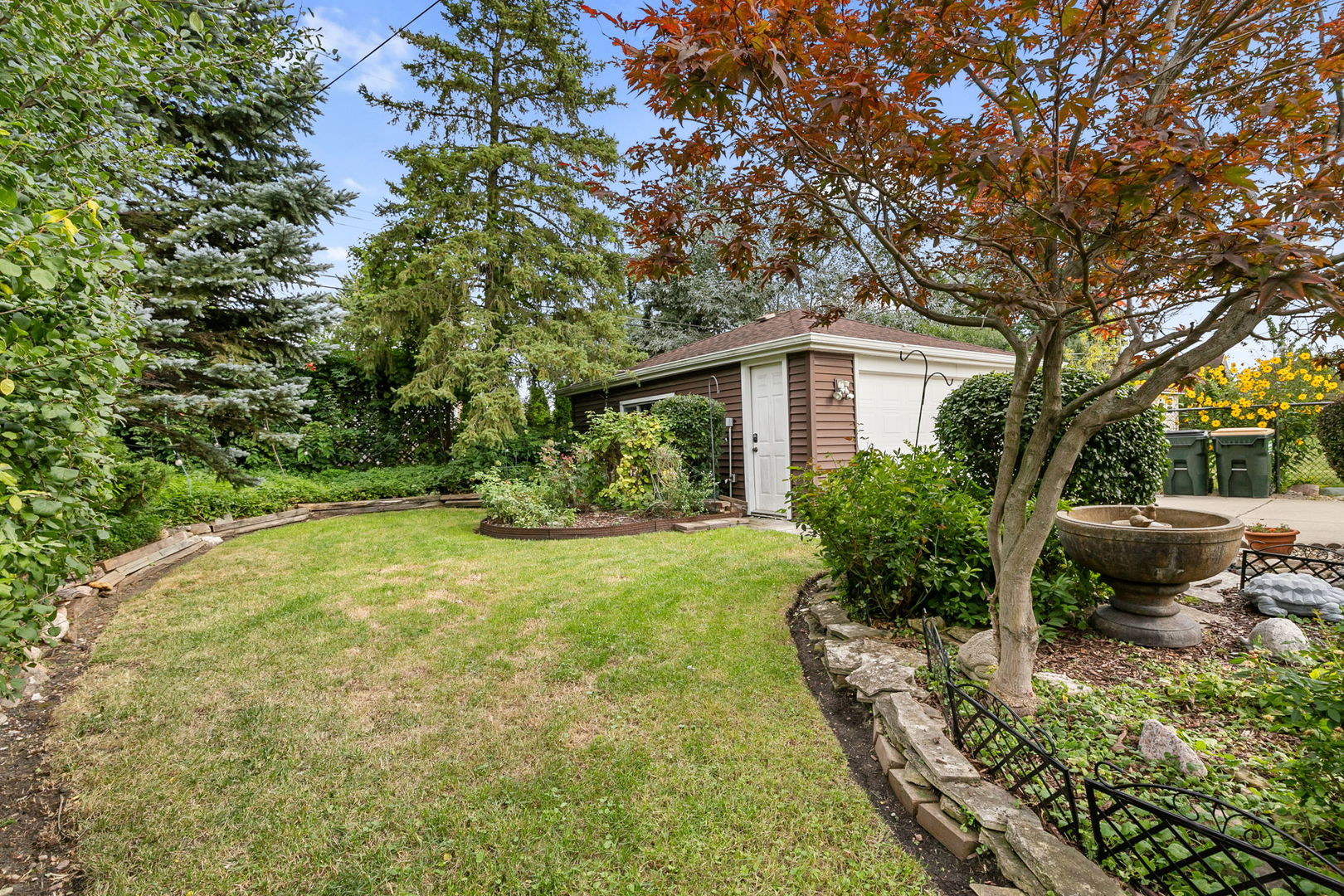 8143 N Clifton Avenue Property Photo 26