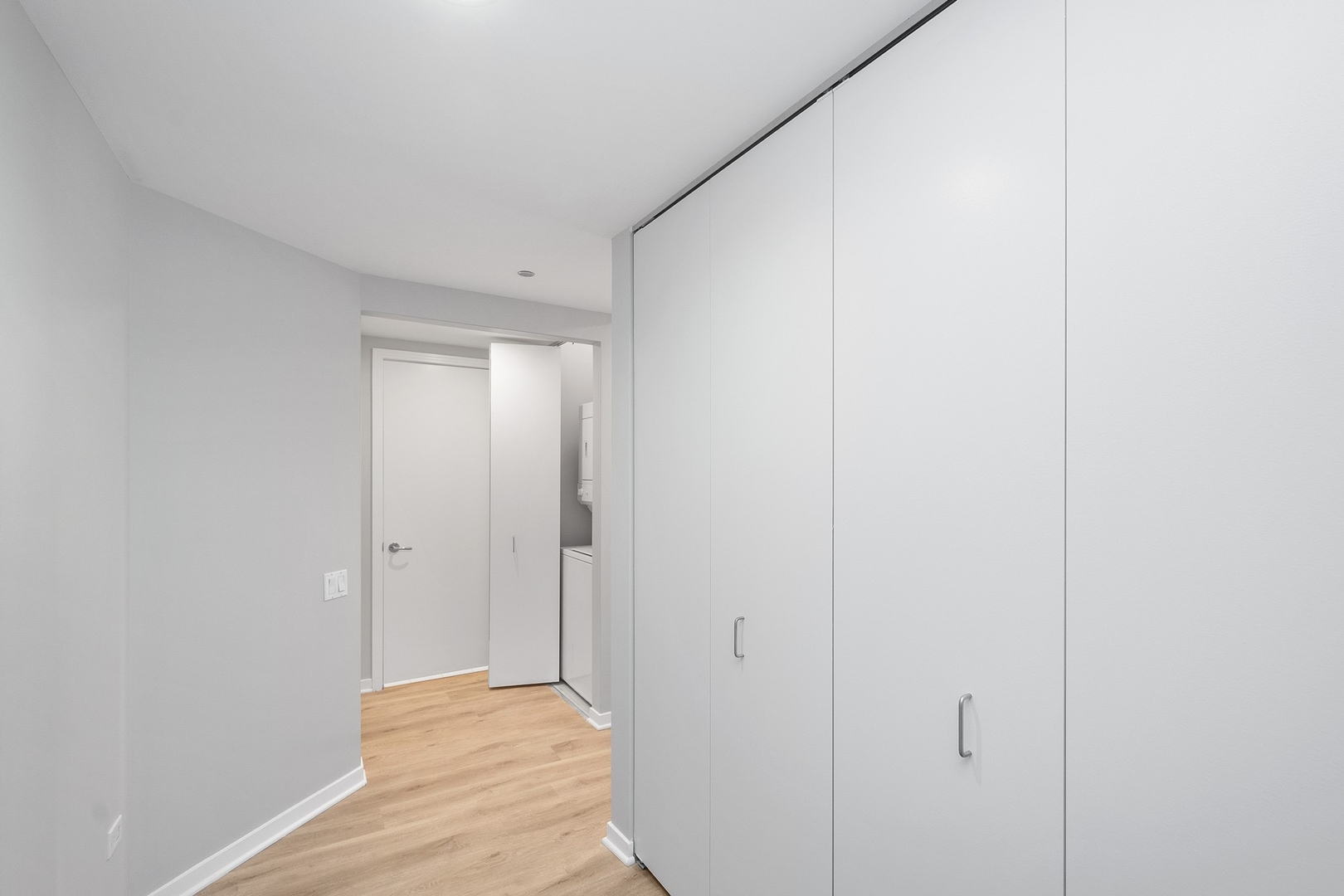 400 N La Salle Drive 3306 Property Photo 10