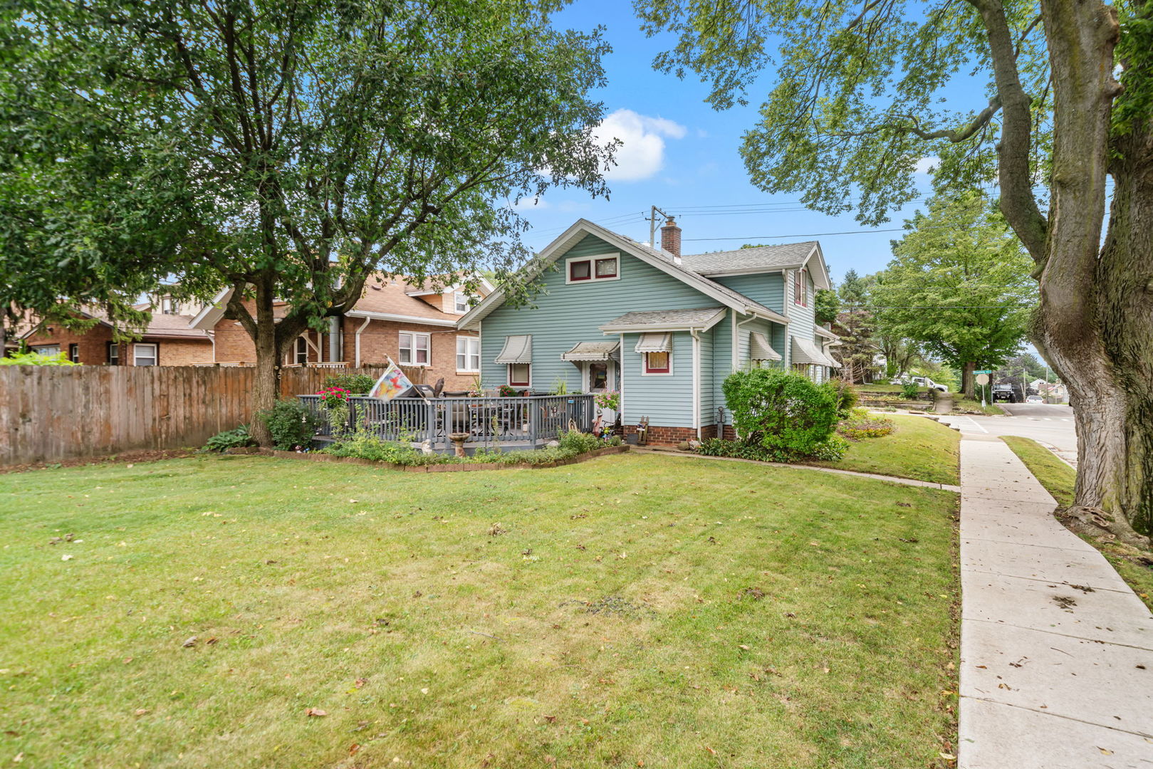 2302 Broadway Property Photo 31