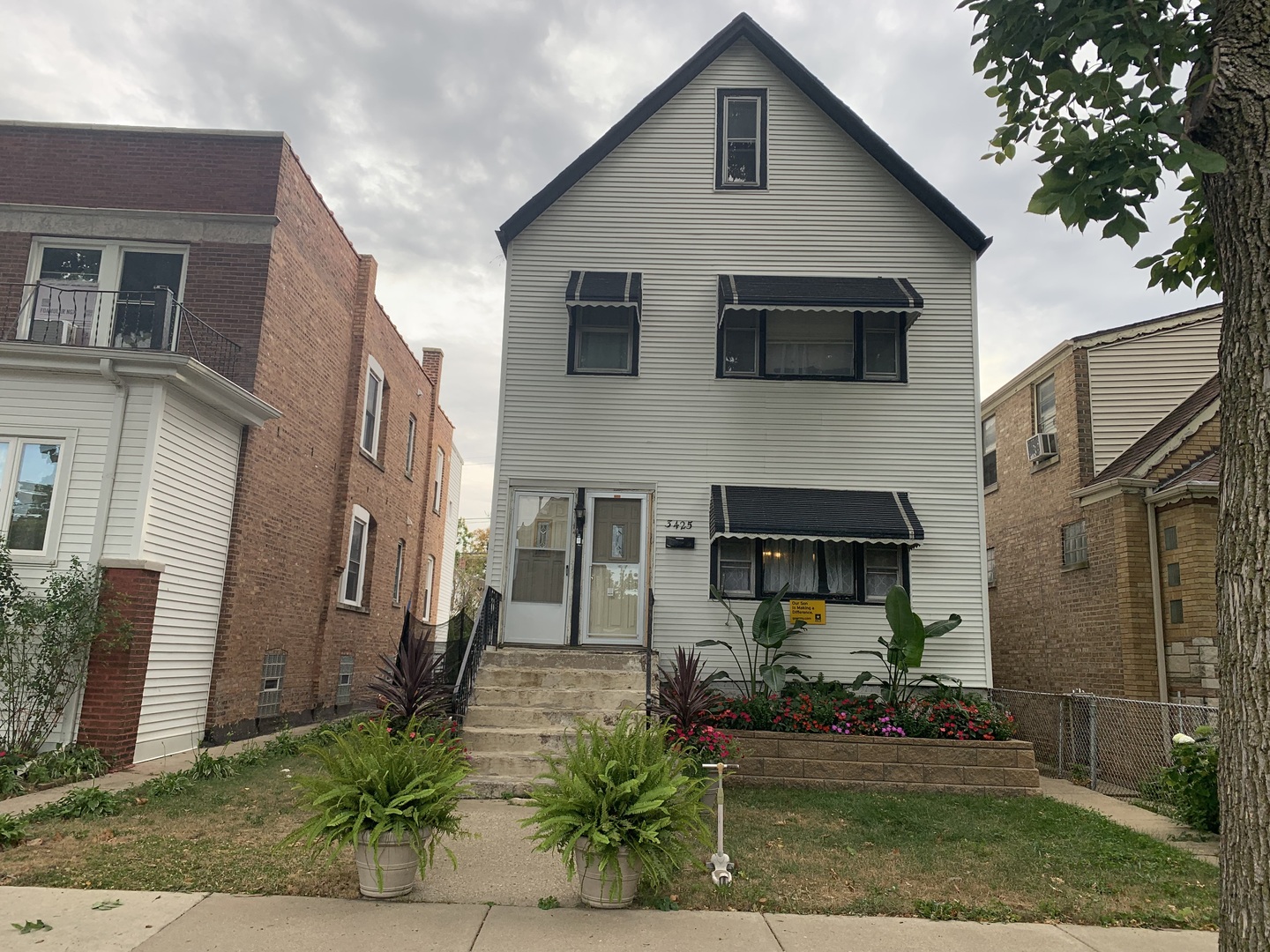 3425 W 63rd Place Property Photo 1