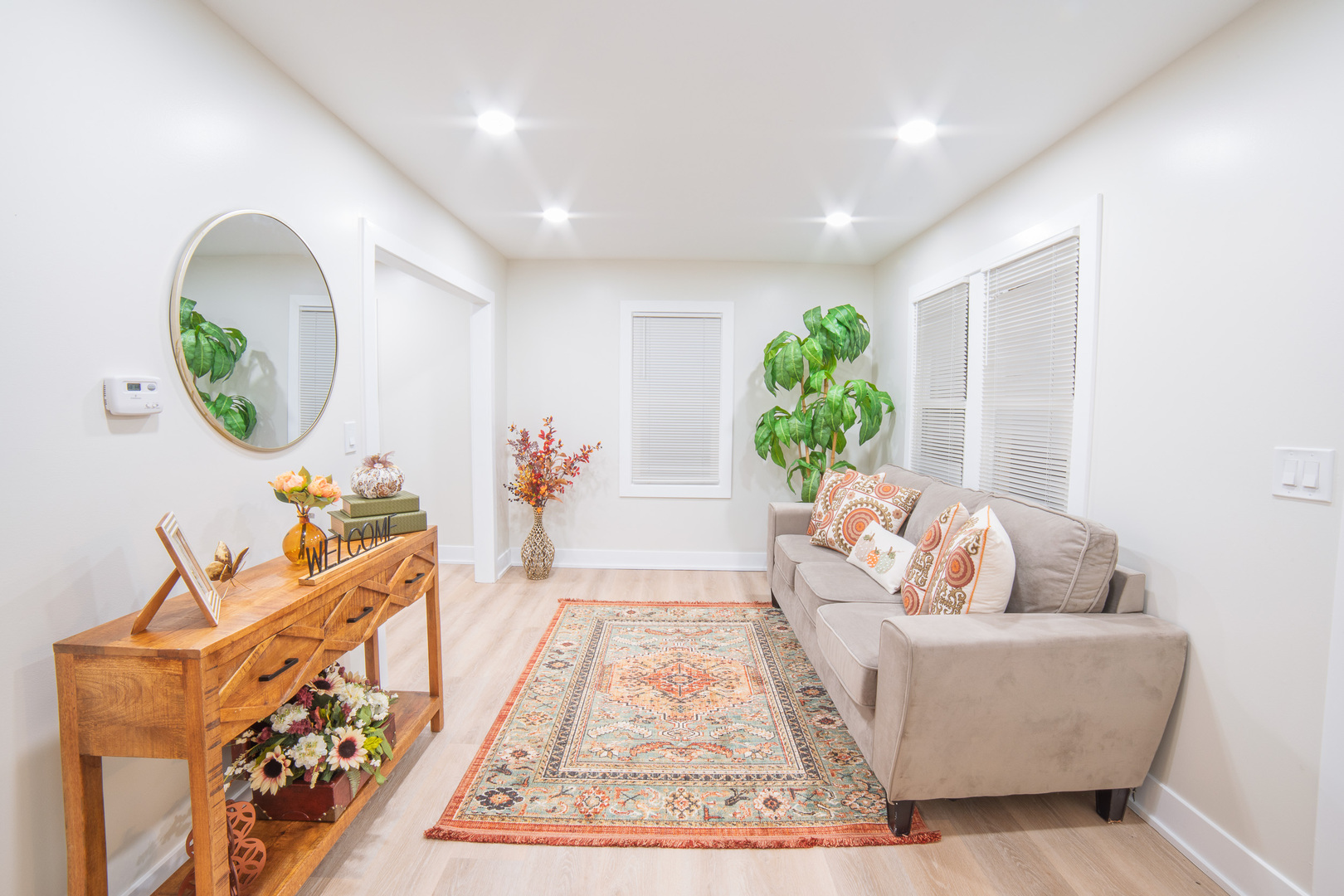 1030 Charles Street Property Photo 4