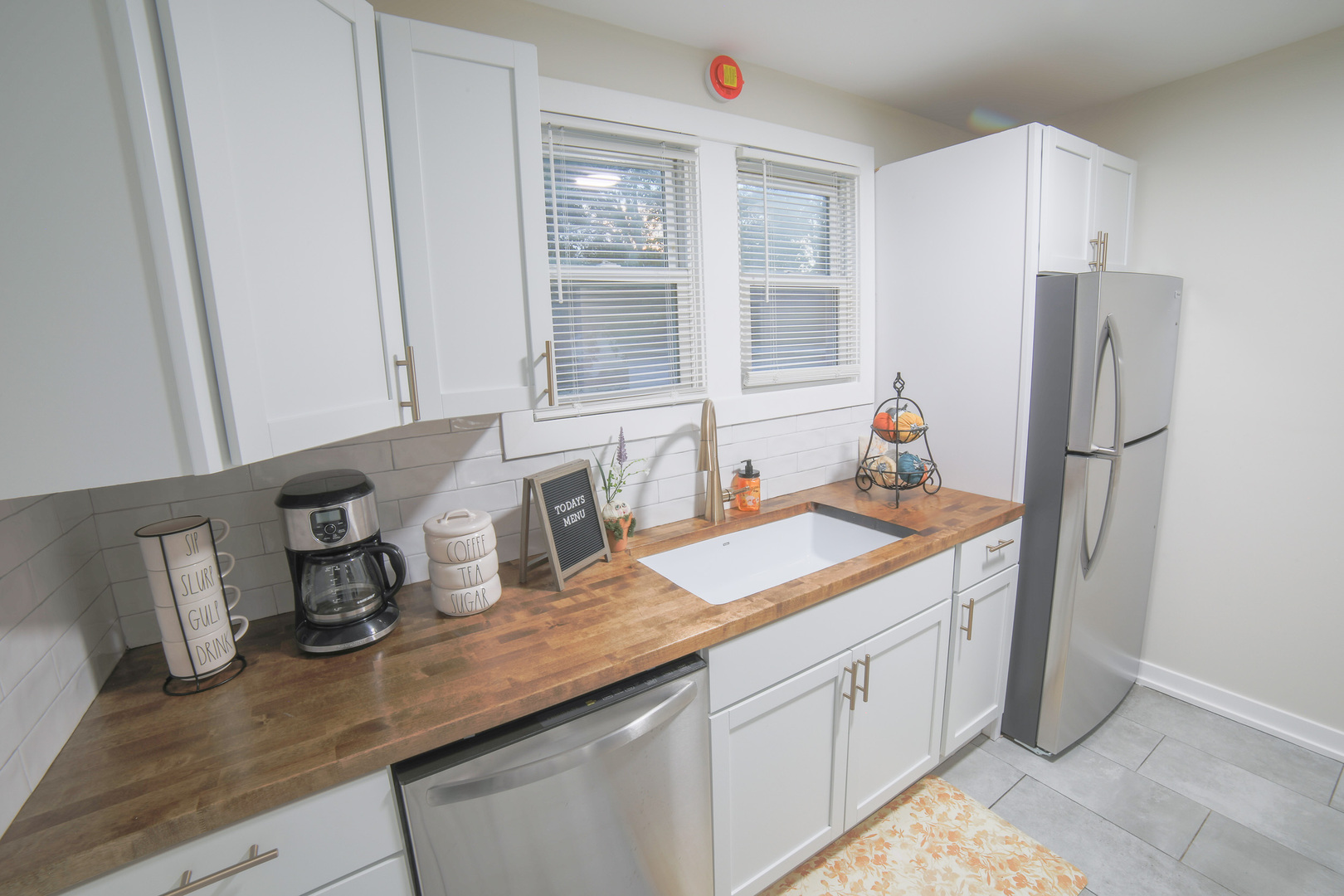 1030 Charles Street Property Photo 12
