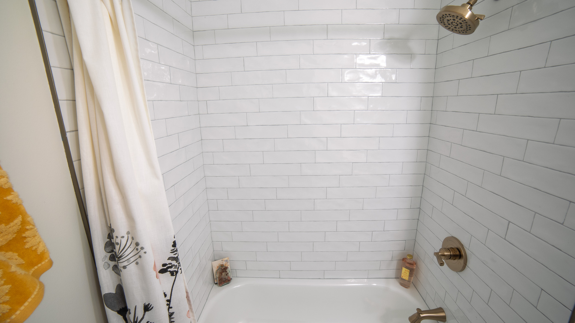 1030 Charles Street Property Photo 15