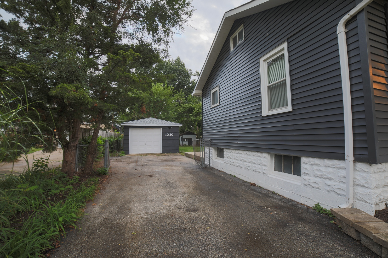 1030 Charles Street Property Photo 25