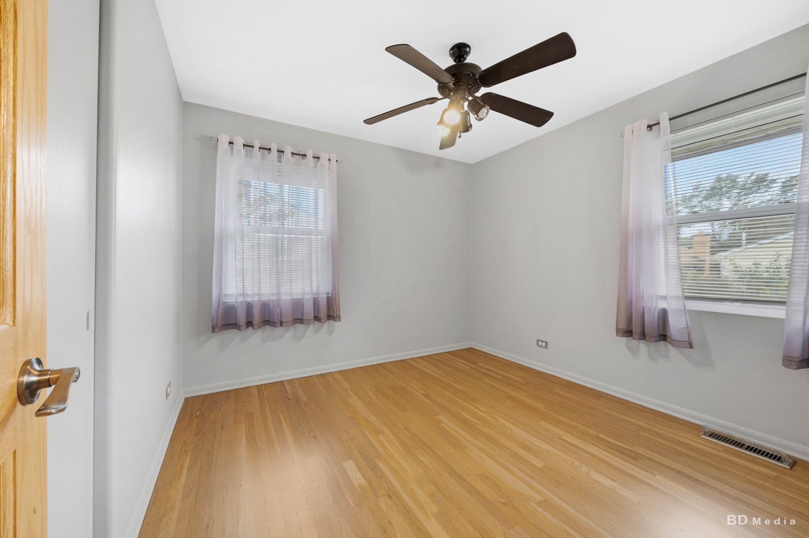6314 W 85th Street Property Photo 12