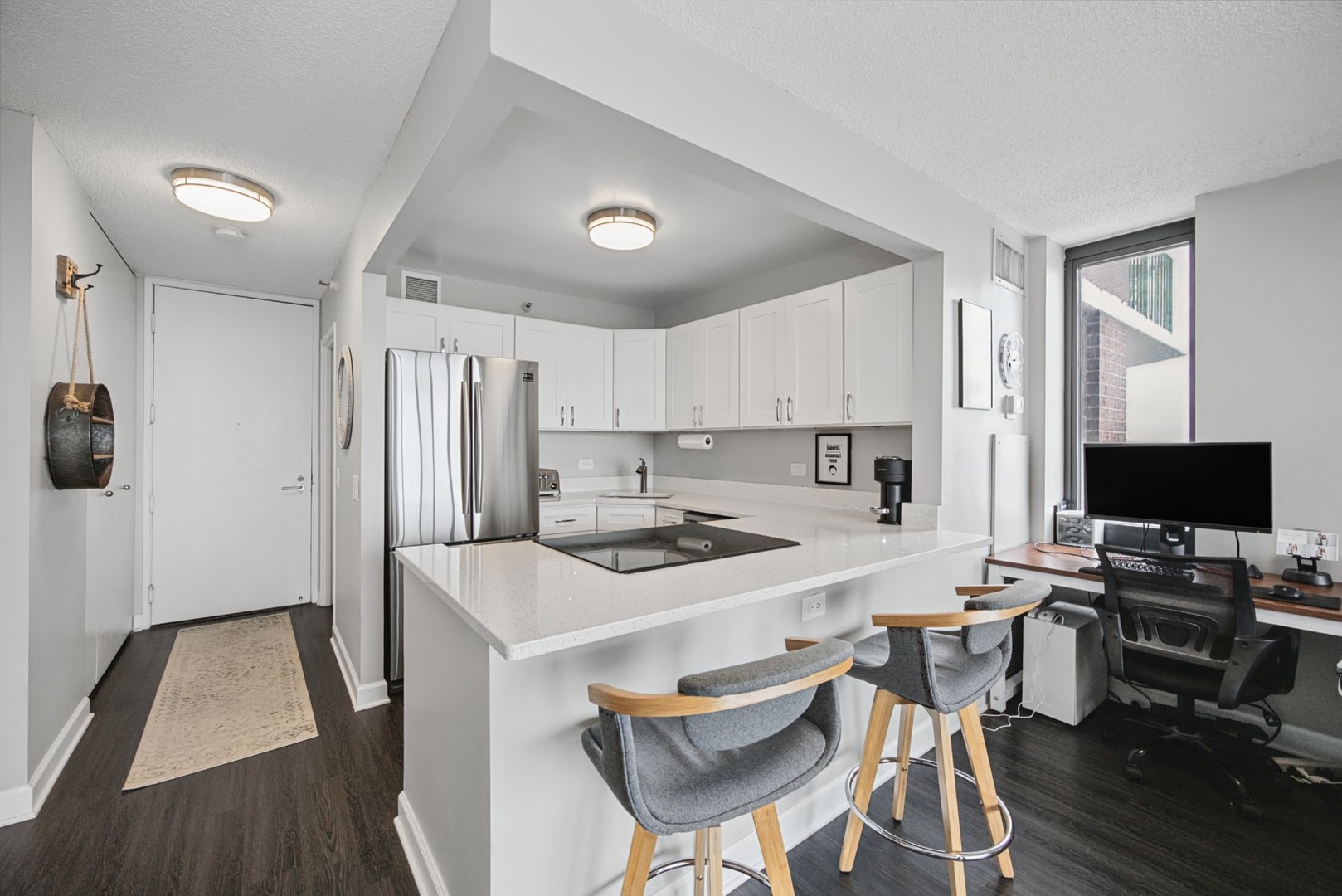 3660 N Lake Shore Drive 3504 Property Photo 5