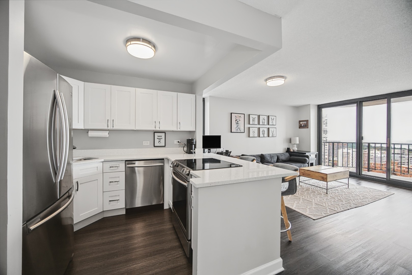 3660 N Lake Shore Drive 3504 Property Photo 6