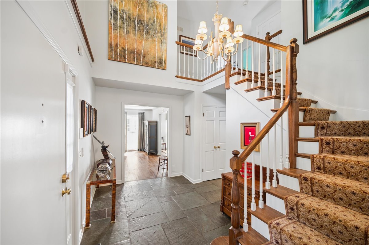 2448 Central Park Avenue Property Photo 2