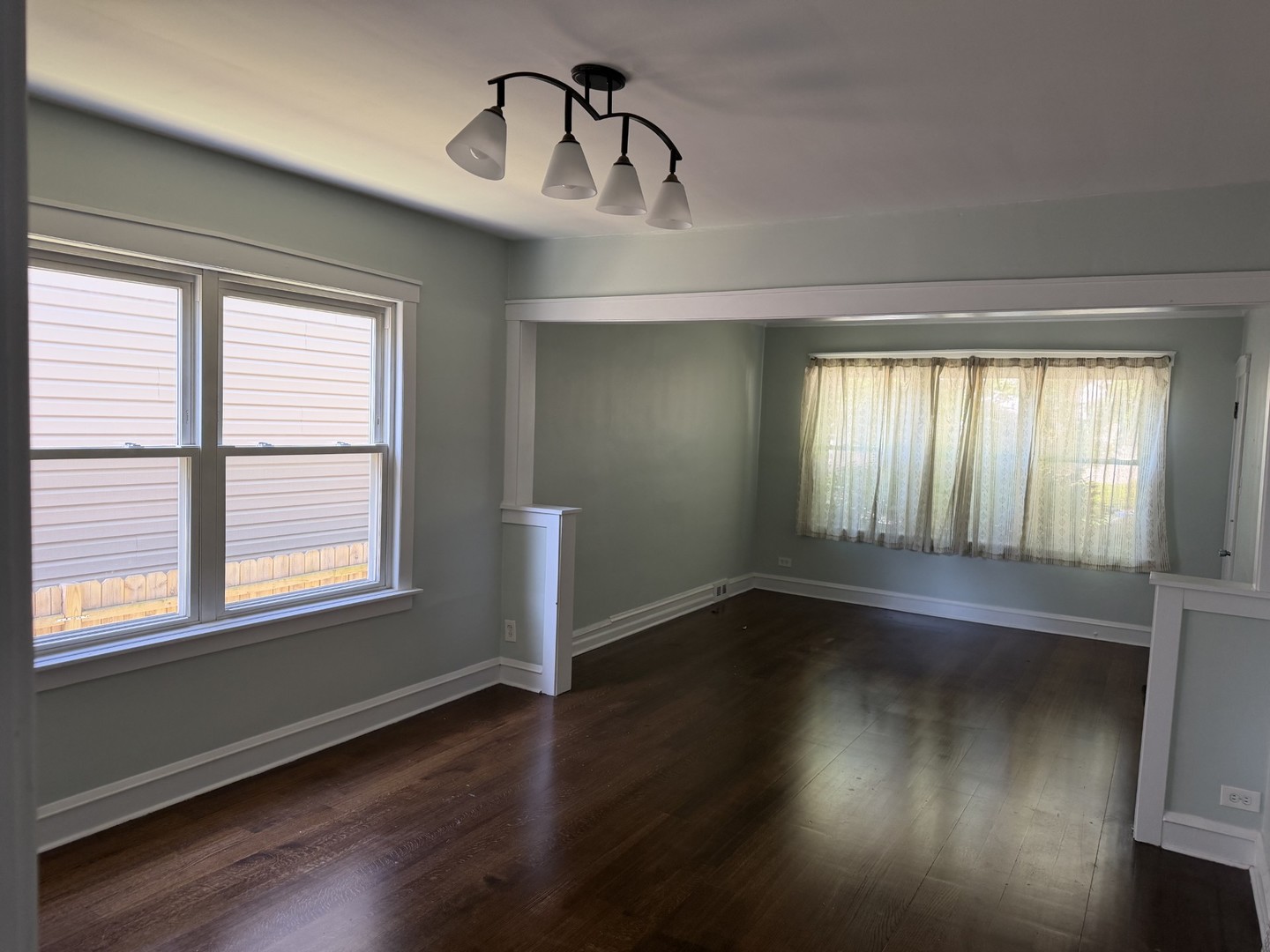 5475 N Monitor Avenue Property Photo 2