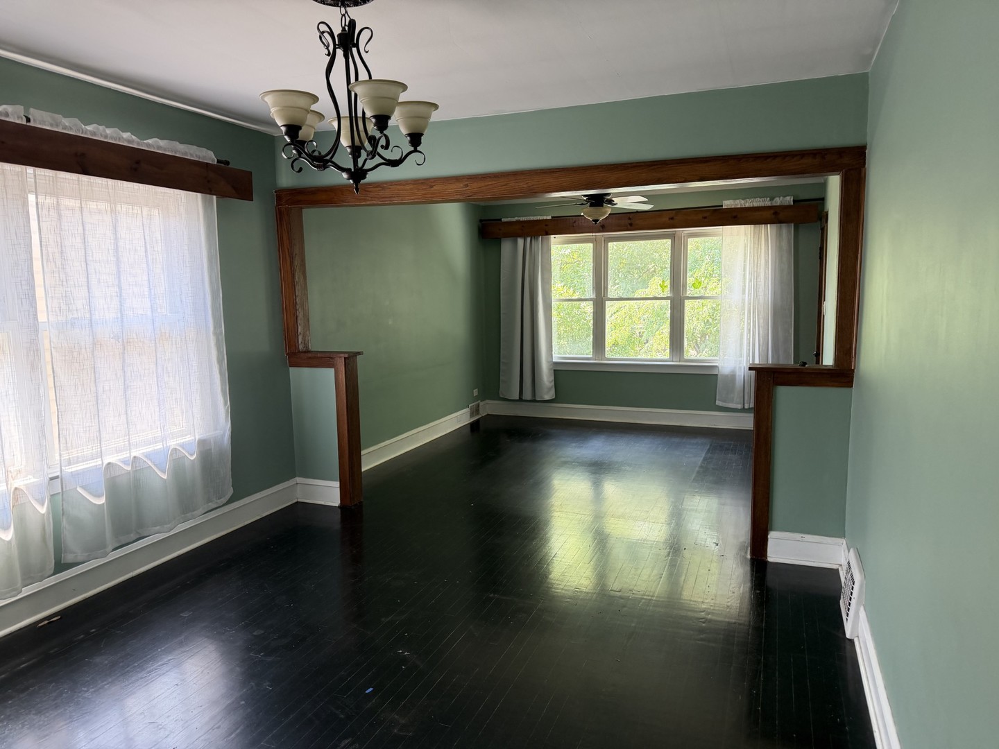 5475 N Monitor Avenue Property Photo 14