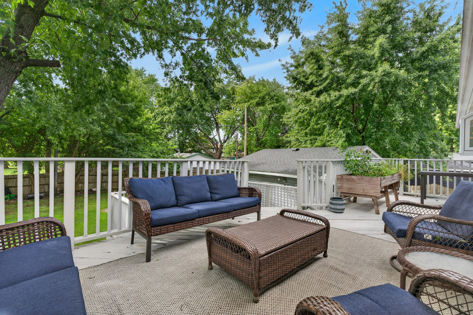 1521 Surrey Road Property Photo 20