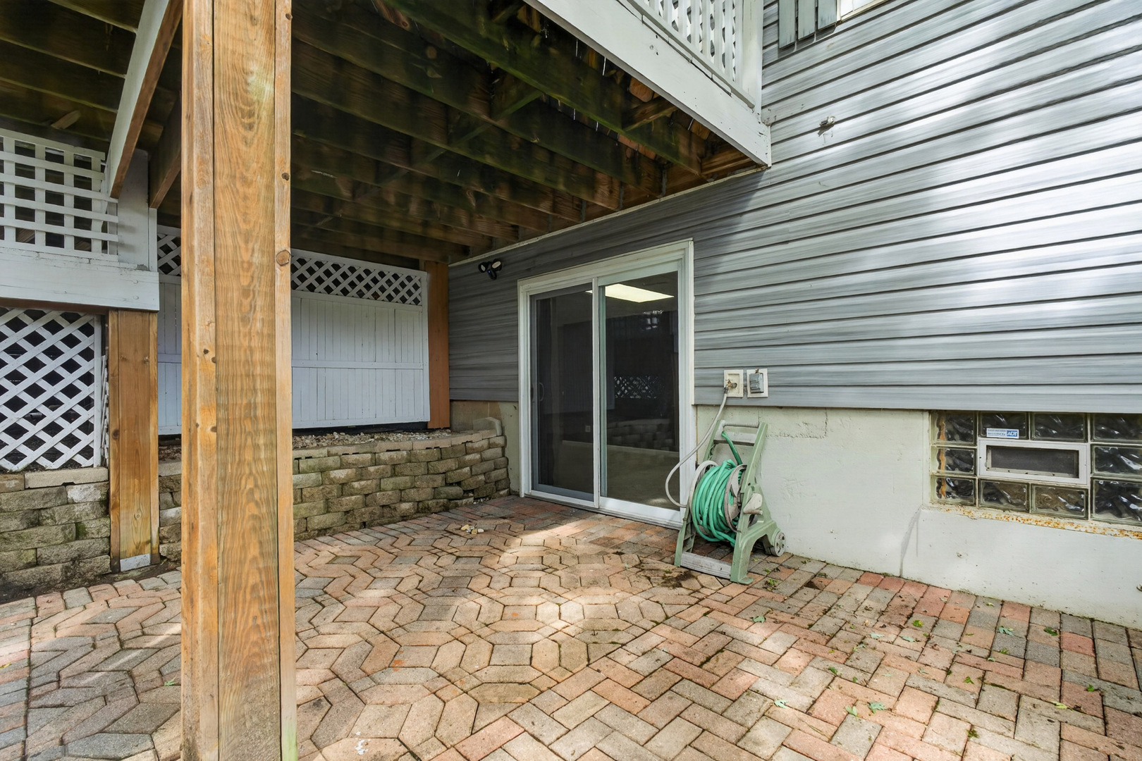1521 Surrey Road Property Photo 23
