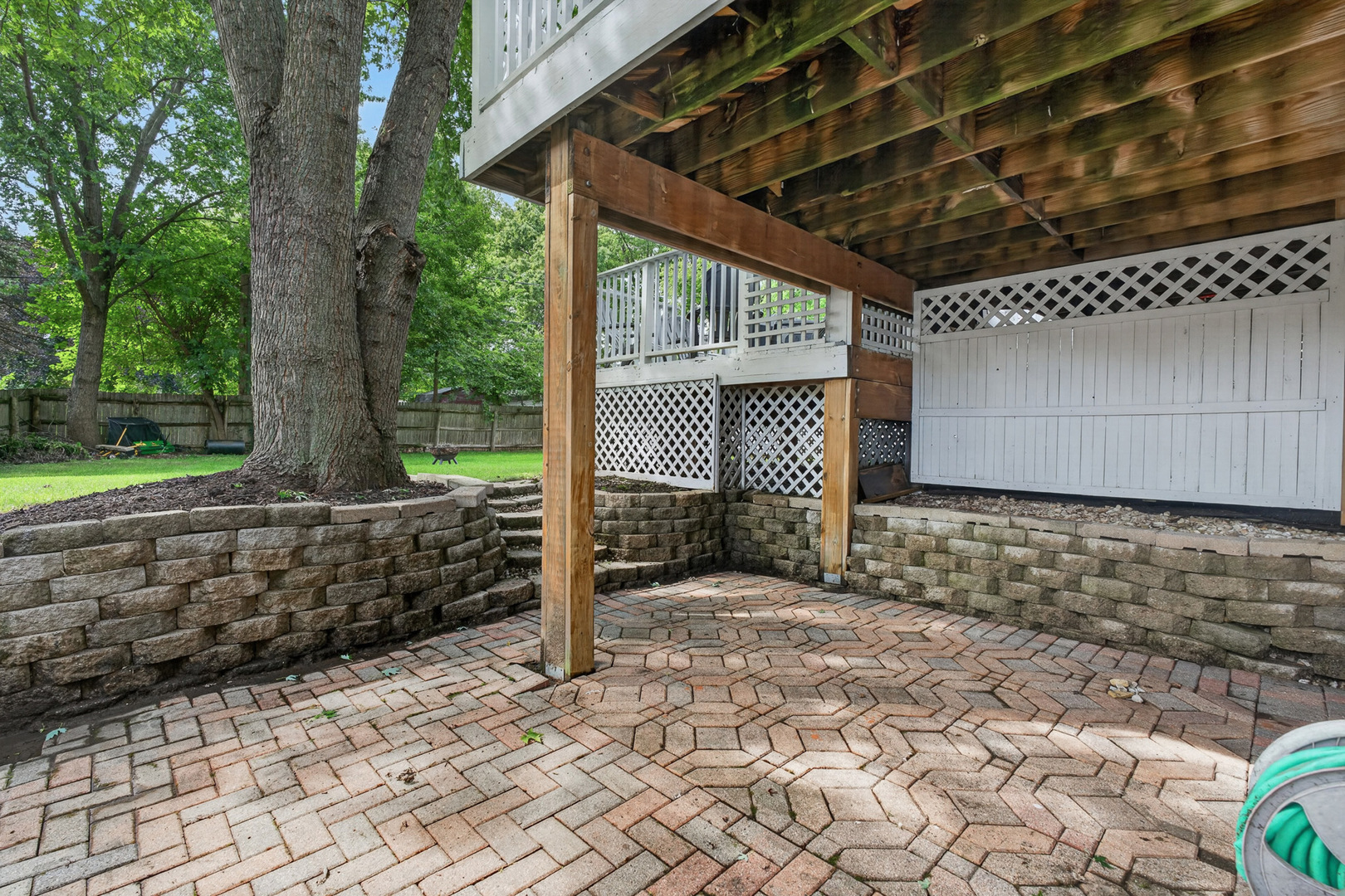1521 Surrey Road Property Photo 24