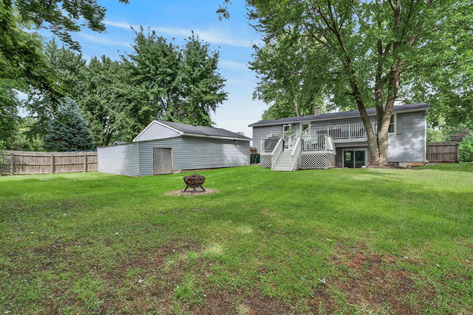1521 Surrey Road Property Photo 25