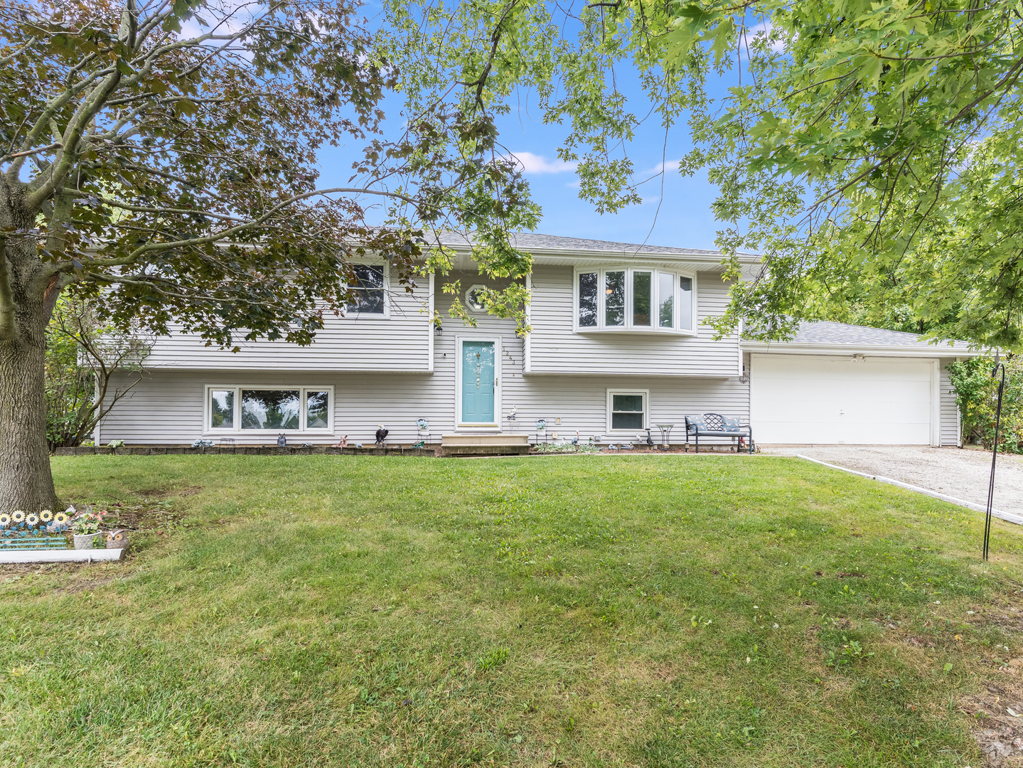 1243 Rick Court Property Photo 1