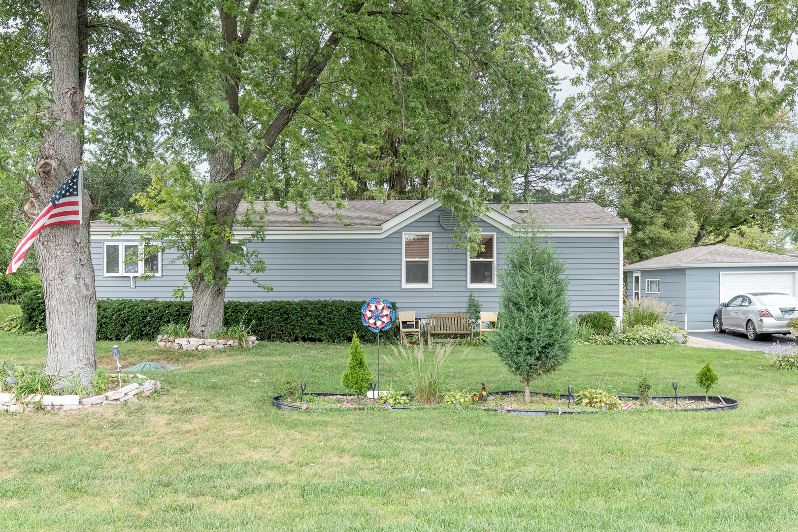 22144 W Cedar Drive Property Photo 1