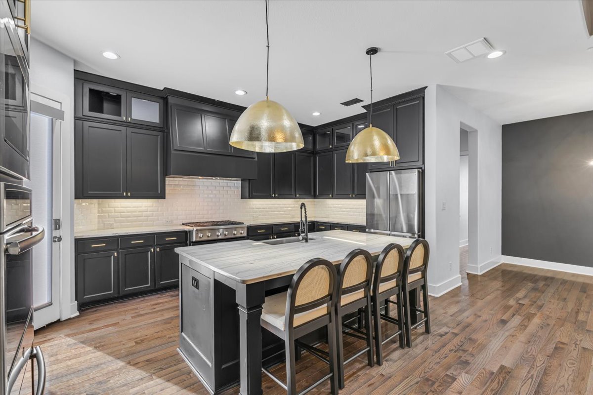 4049 Covent Garden Lane Property Photo 10