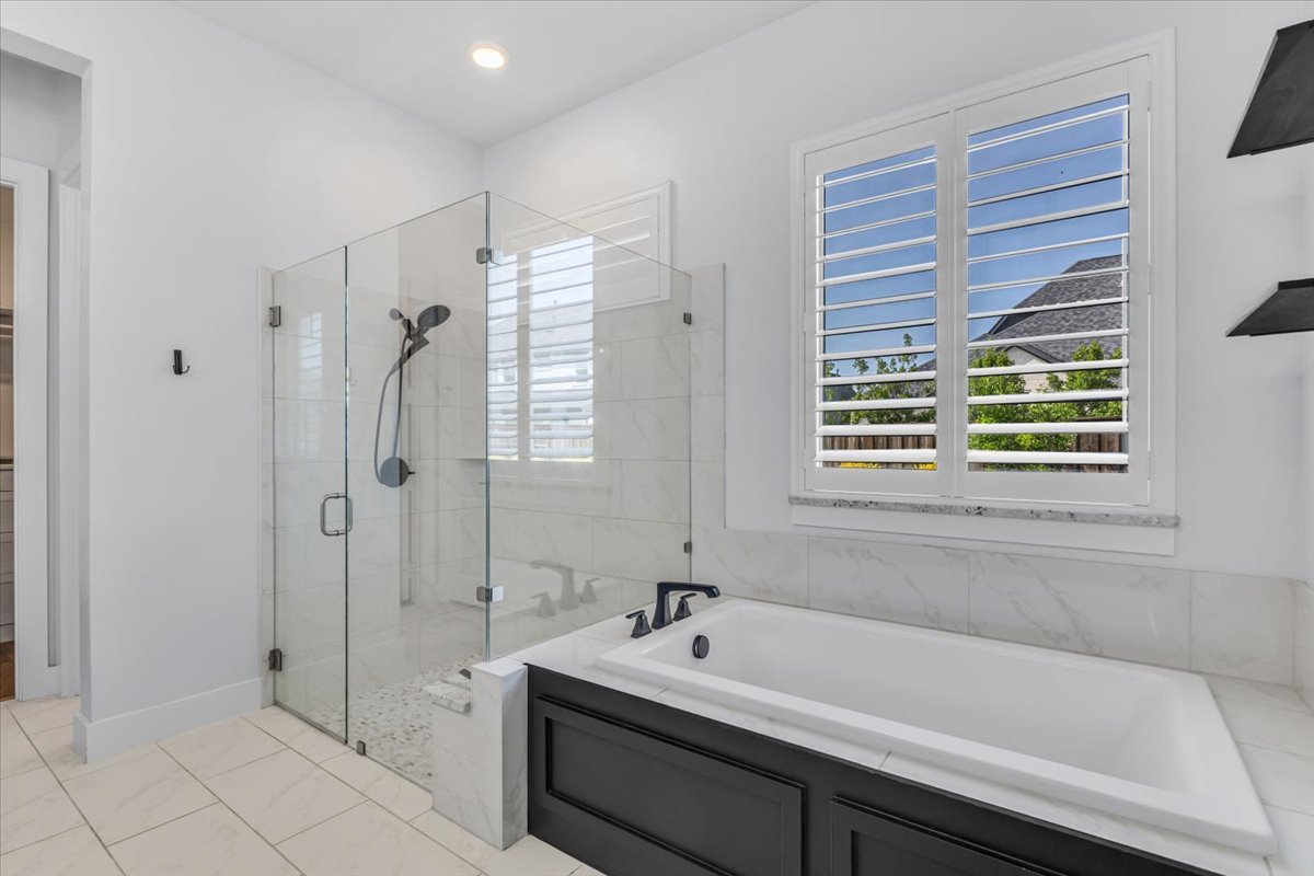 4049 Covent Garden Lane Property Photo 16
