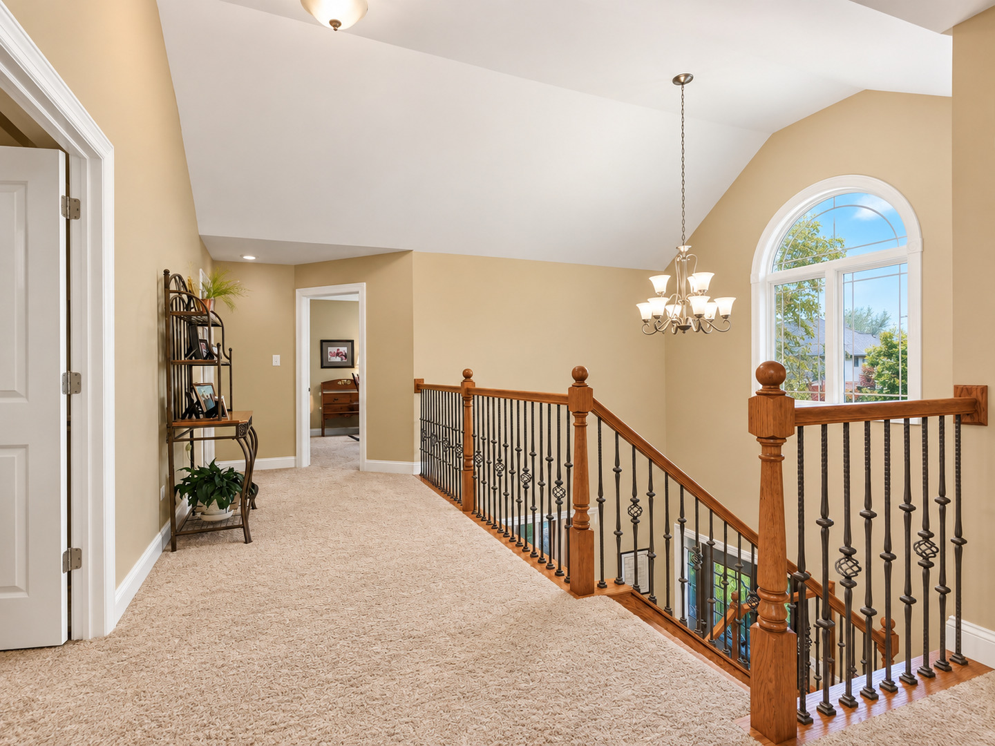 2016 Edgeview Drive Property Photo 11