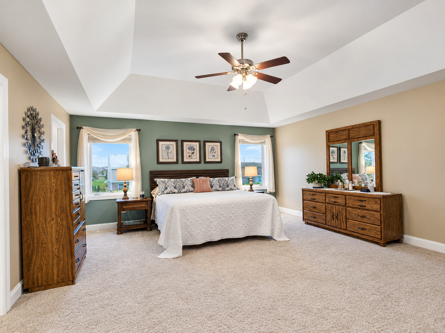 2016 Edgeview Drive Property Photo 12