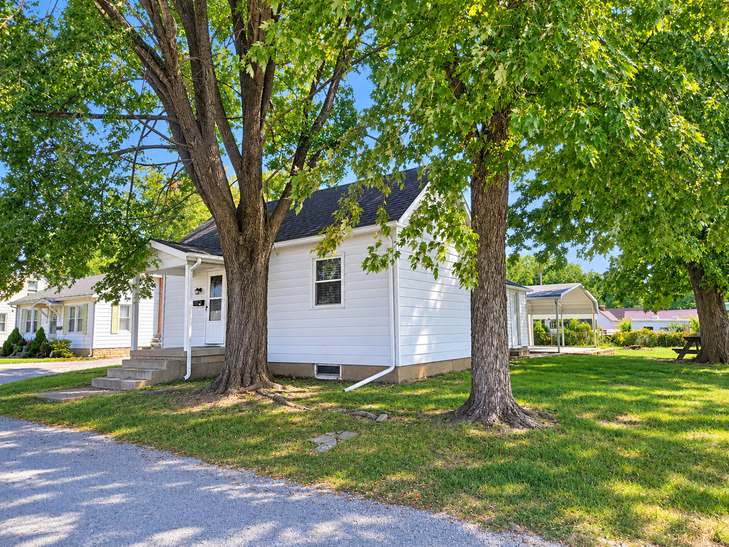 12762361 Property Photo 1
