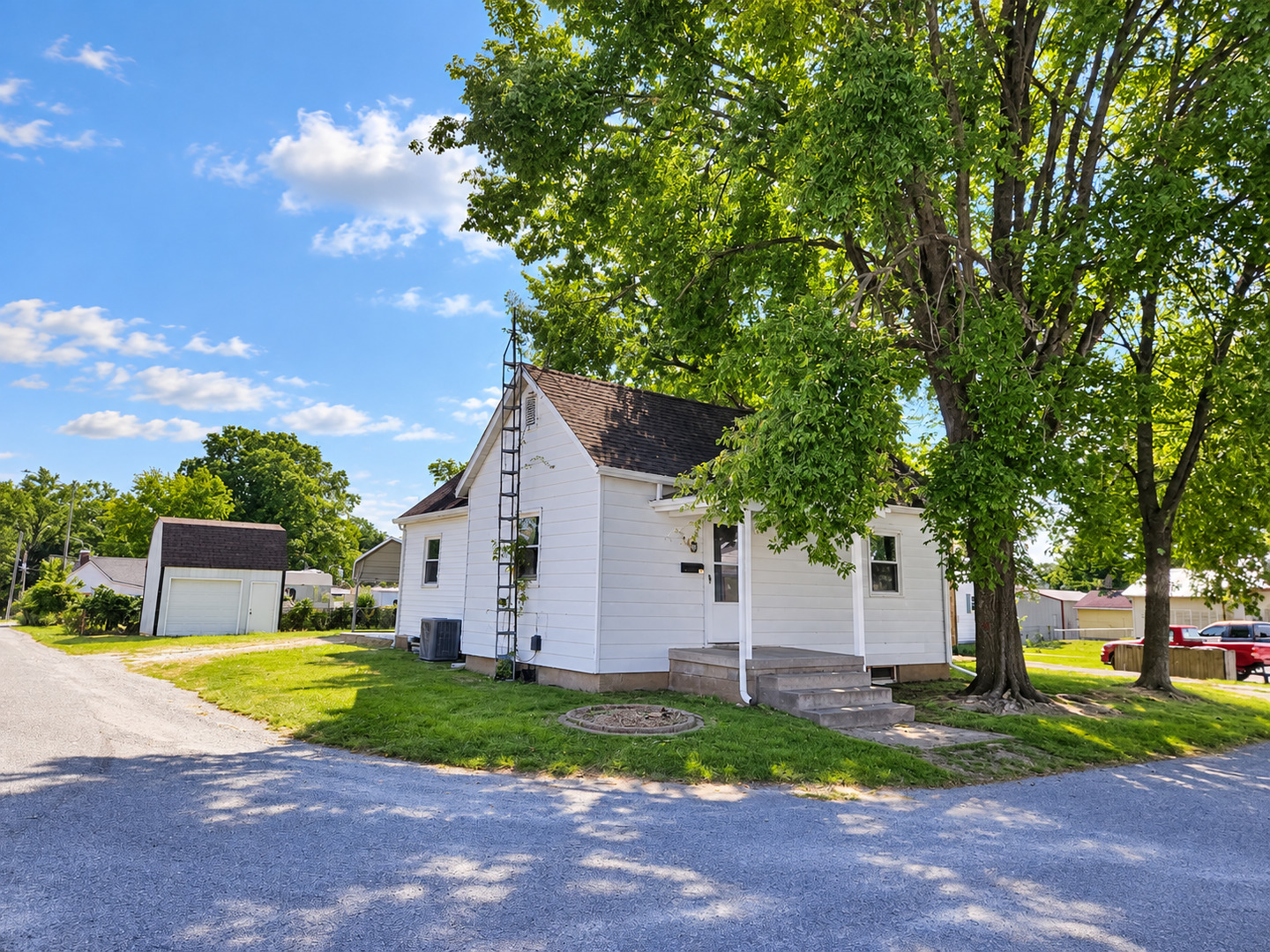 12762361 Property Photo 2