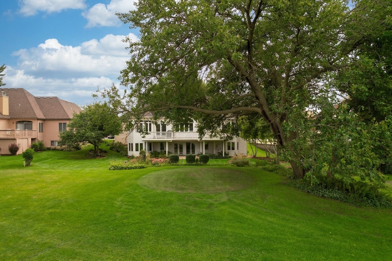 25022 W Palmer Court Property Photo 8