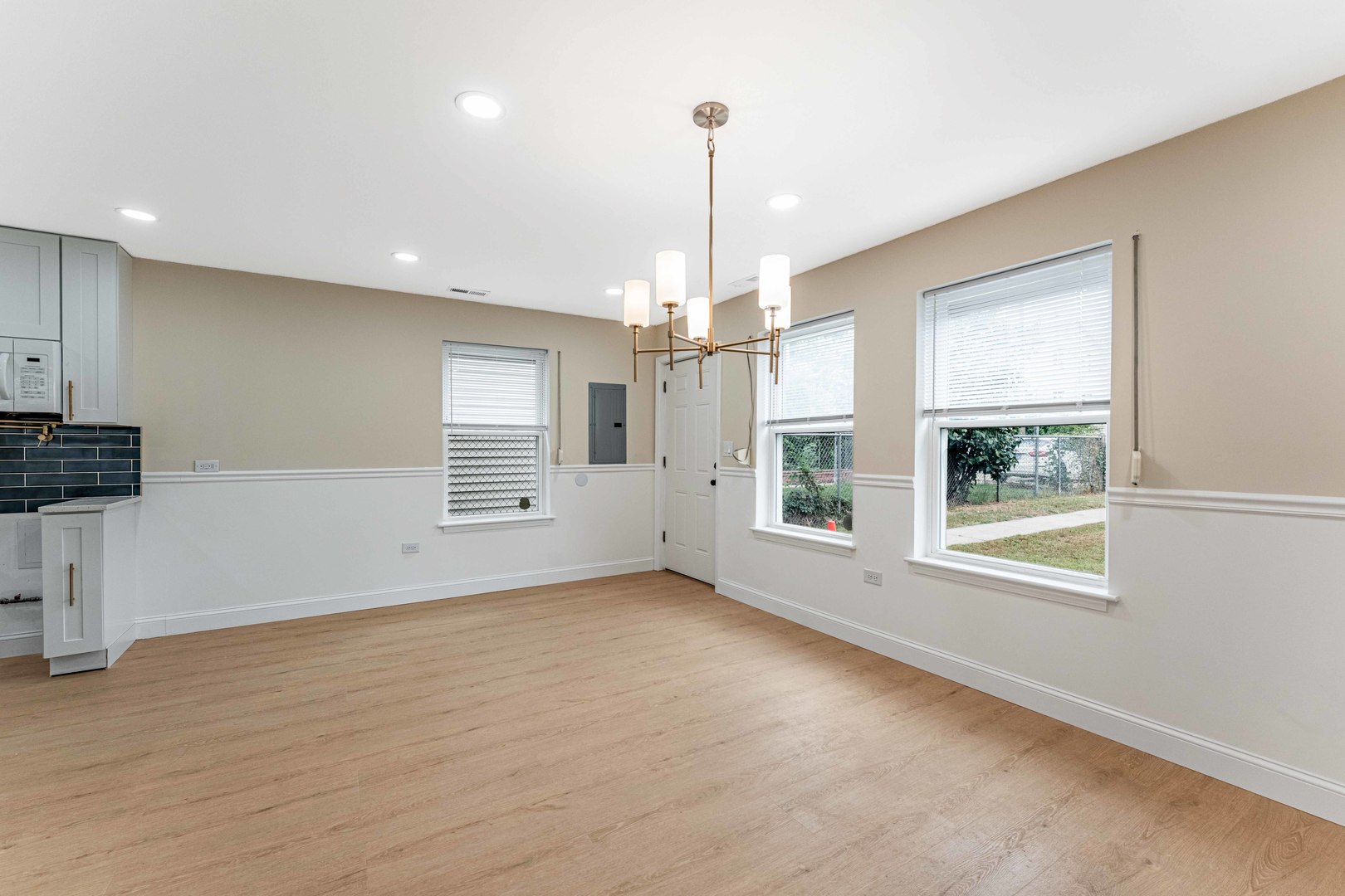 6615 S Normal Boulevard Property Photo 16
