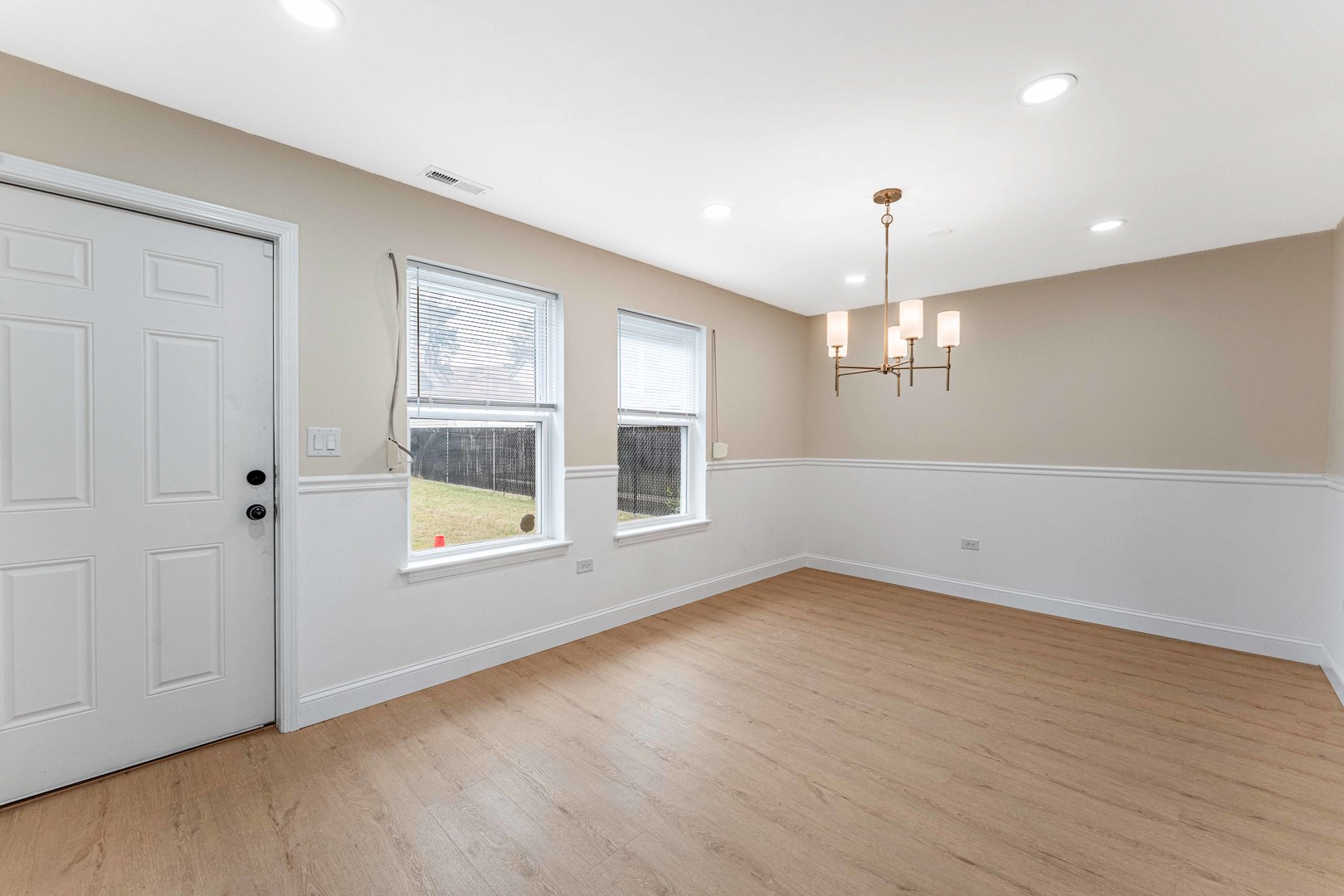 6615 S Normal Boulevard Property Photo 18