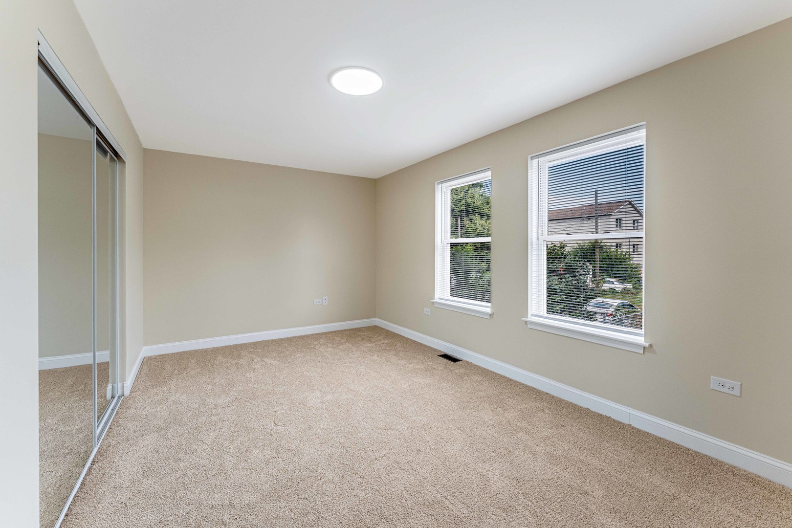 6615 S Normal Boulevard Property Photo 20