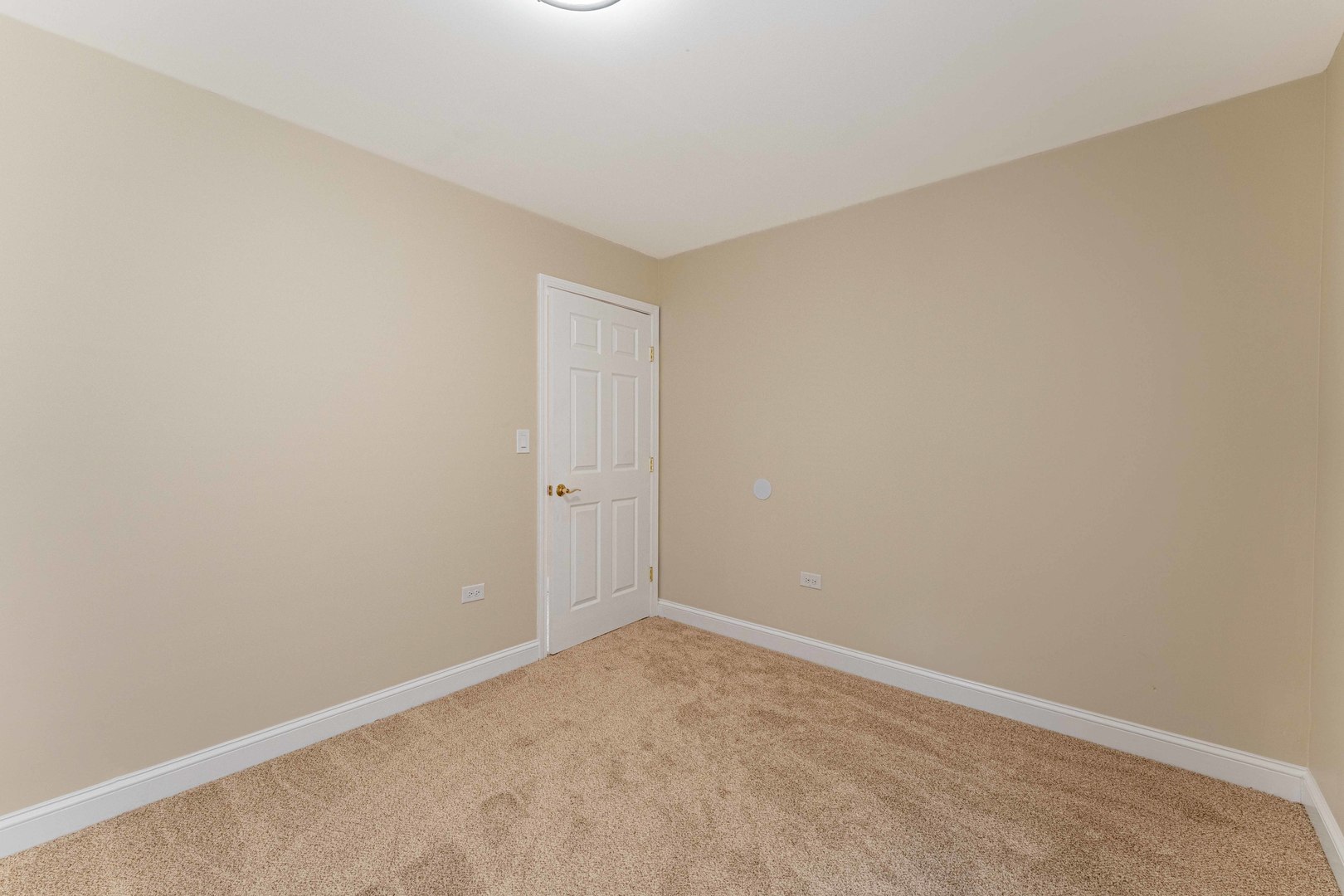 6615 S Normal Boulevard Property Photo 25